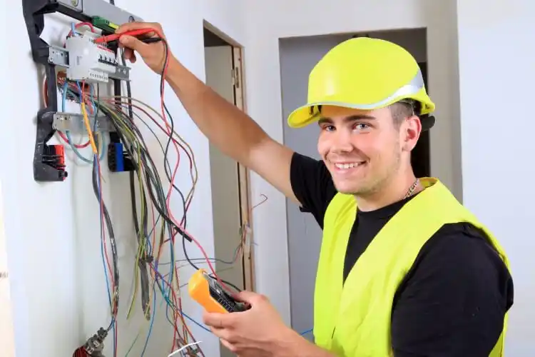 elektricien Hoogenweg